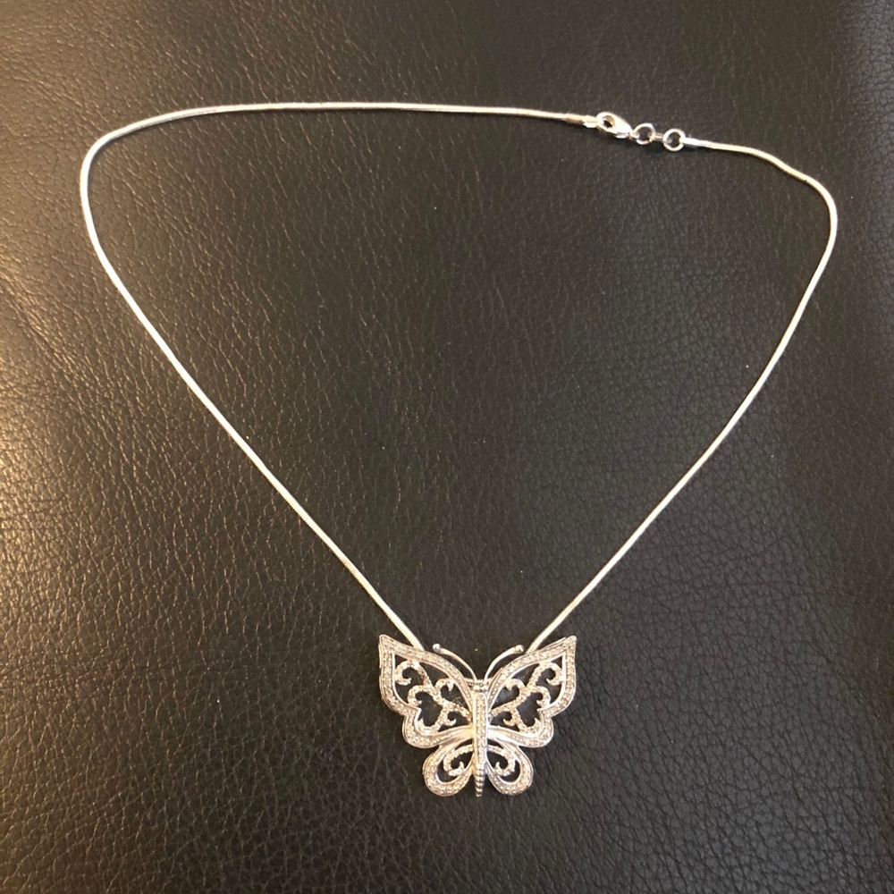 Sterling silver 925 chain & butterfly CZ pendant - Picture 2 of 4